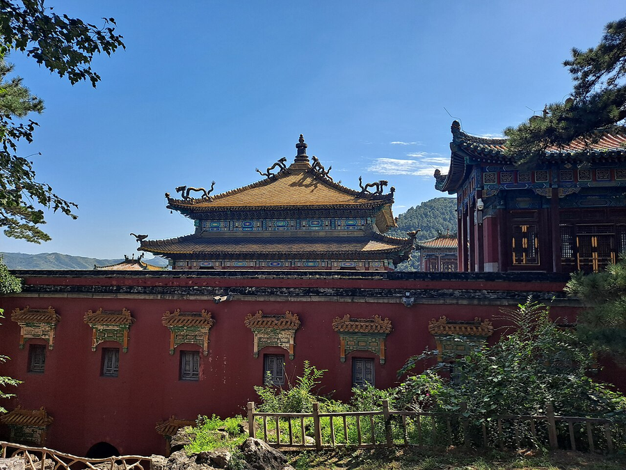 Xumi Fushou Temple