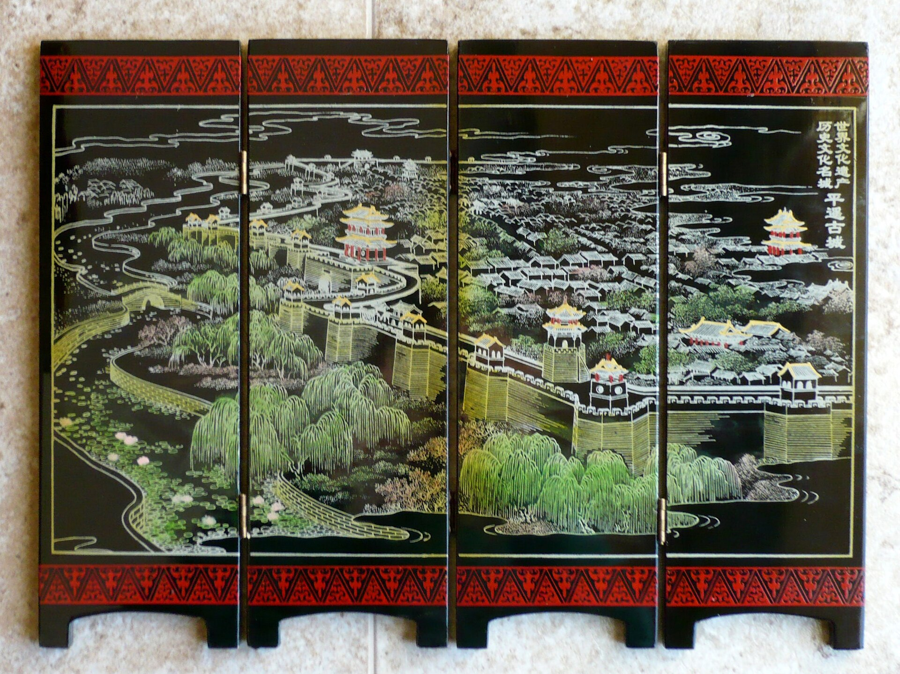 A decorated lacquer screen in Pingyao