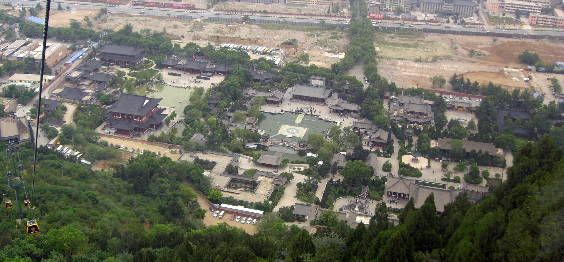 Huaqing Palace