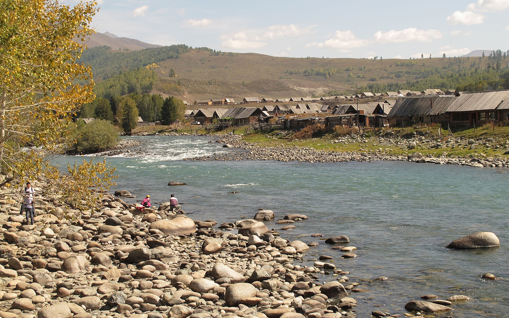 Hemu River and village · Altay